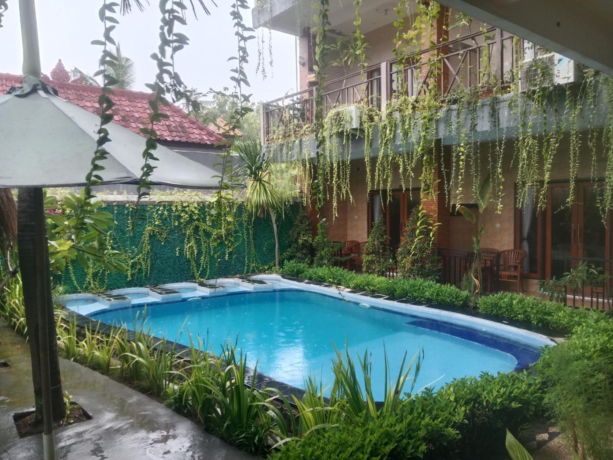 Grace Paradise Guest House Lembongan Kültér fotó